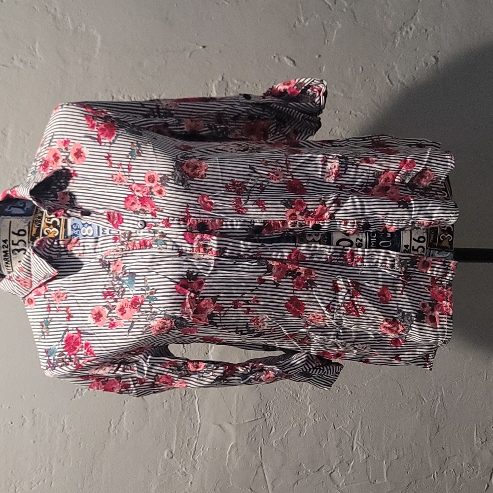 Womens Floral blouse